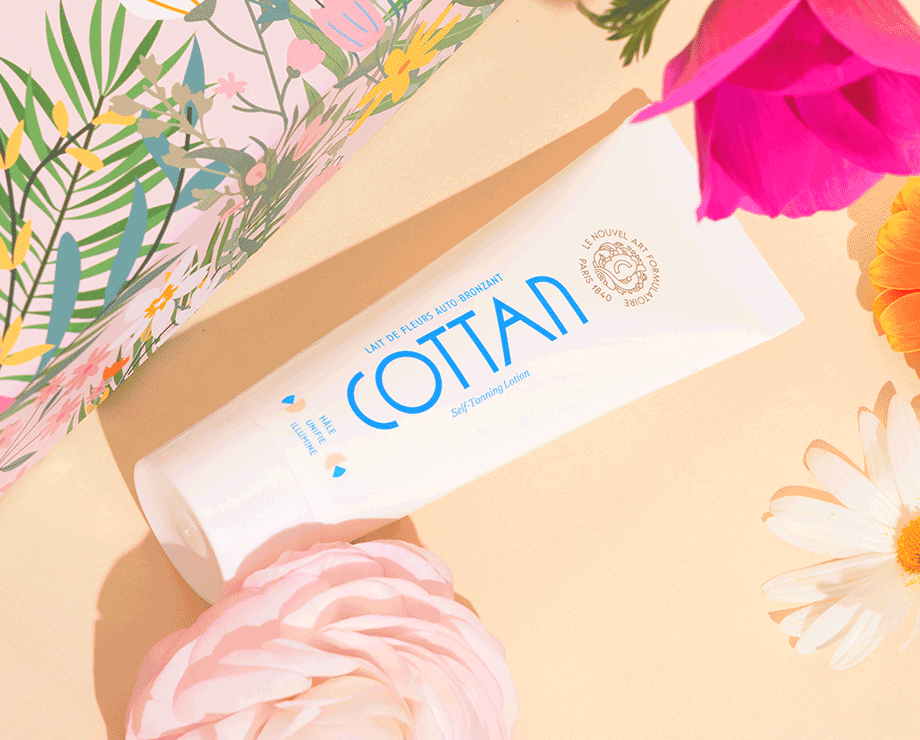 Lait de Fleurs Auto-Bronzant : un véritable élixir solaire qui sublime votre peau d’un hale estival