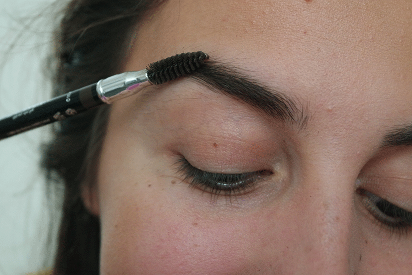 Crayon Sourcils ELISSANCE - Etape 1