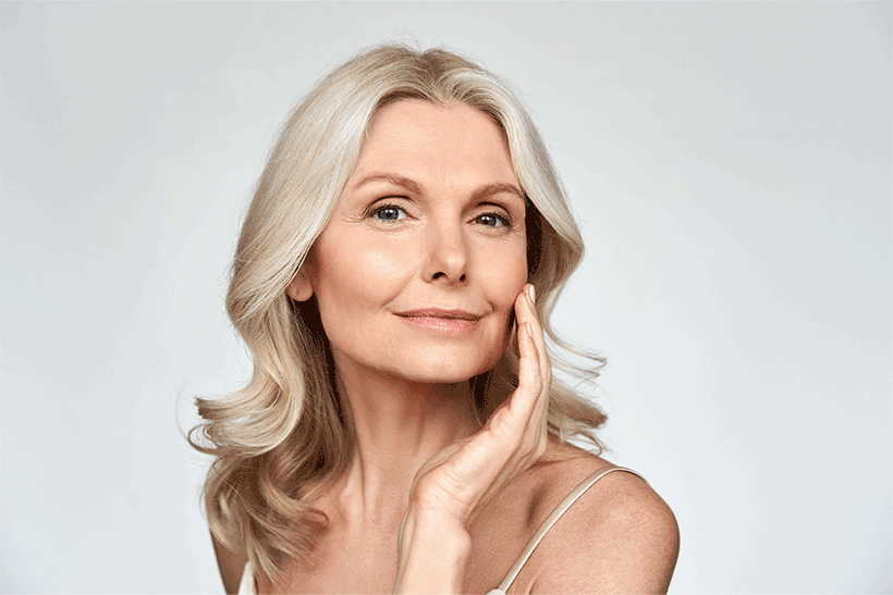 Les meilleurs ingrédients anti-âge selon les dermatologues