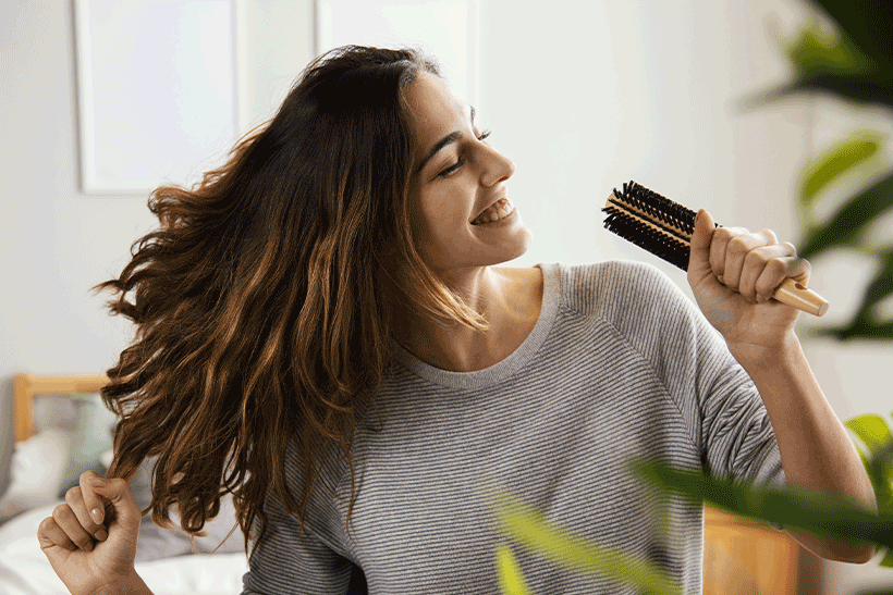Faire pousser ses cheveux plus vite : 10 astuces naturelles et bio
