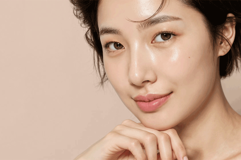 Glass skin : le guide bio pour obtenir la peau de porcelaine des Coréennes