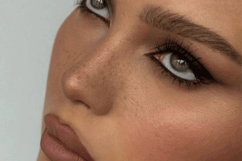Grunge makeup version 2026 : le retour du maquillage edgy pour affirmer son style