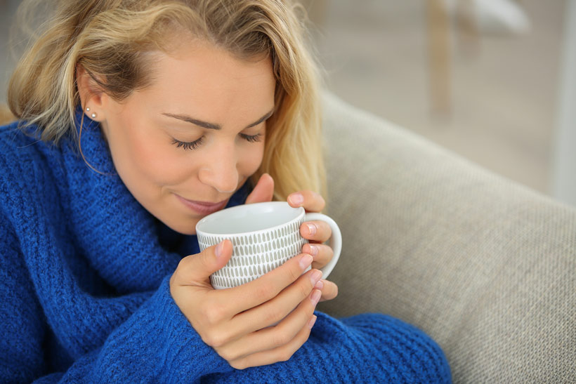 Les infusions cocooning d’automne et leurs bienfaits beauté