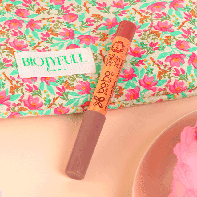 biotyfull box trousse collector 10 ans octobre 2025 happy 10 photo 12
